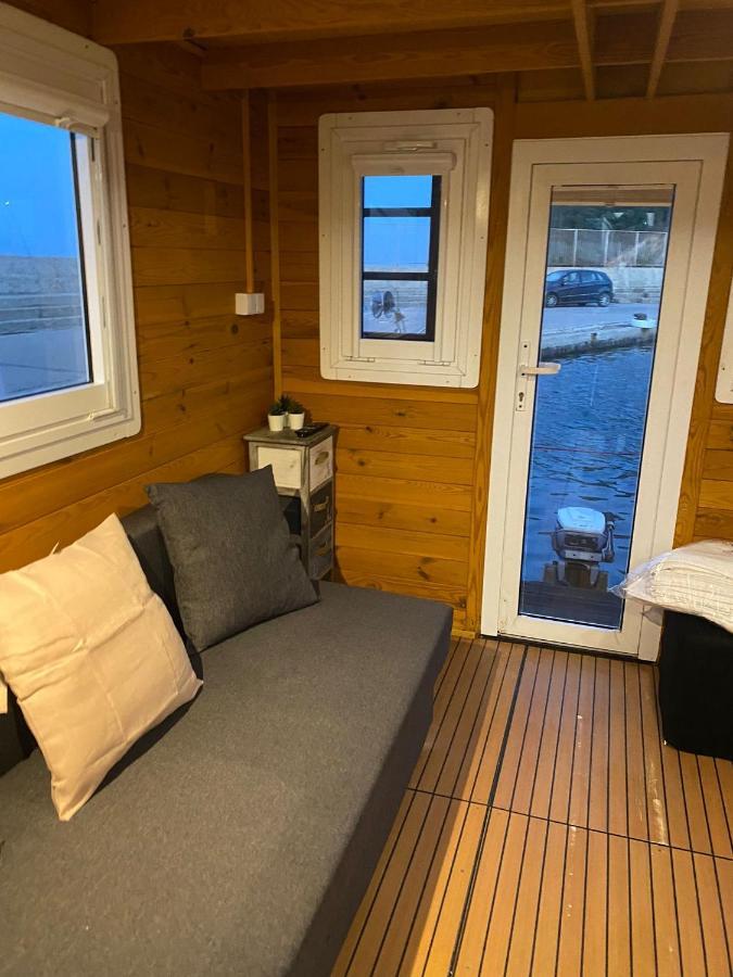 House Boat R Al Poetto 2 Pax Piu' 1 Hotel กาญารี ภายนอก รูปภาพ