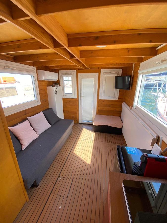 House Boat R Al Poetto 2 Pax Piu' 1 Hotel กาญารี ภายนอก รูปภาพ